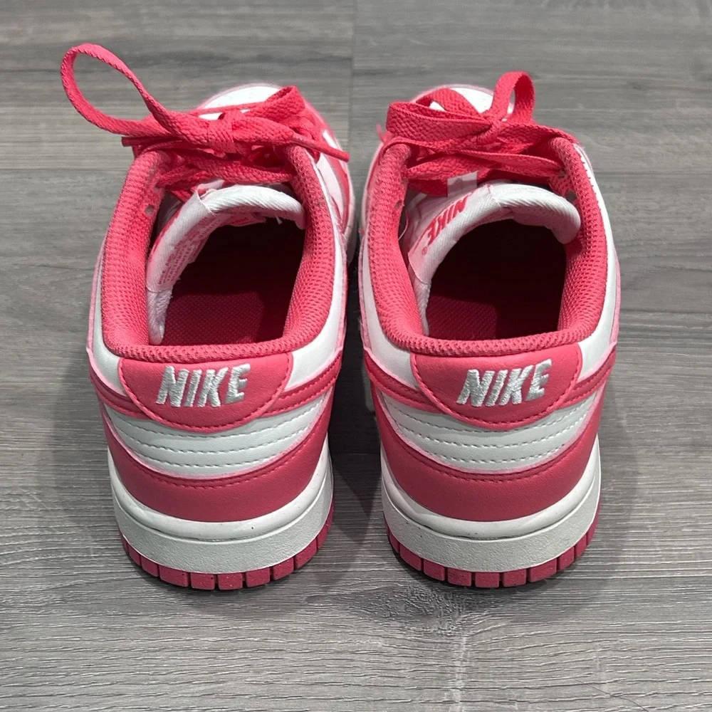 ❥𝗡𝗜𝗞𝗘: Big Kid’s Low Dunk Sneakers - Picture 7 of 15